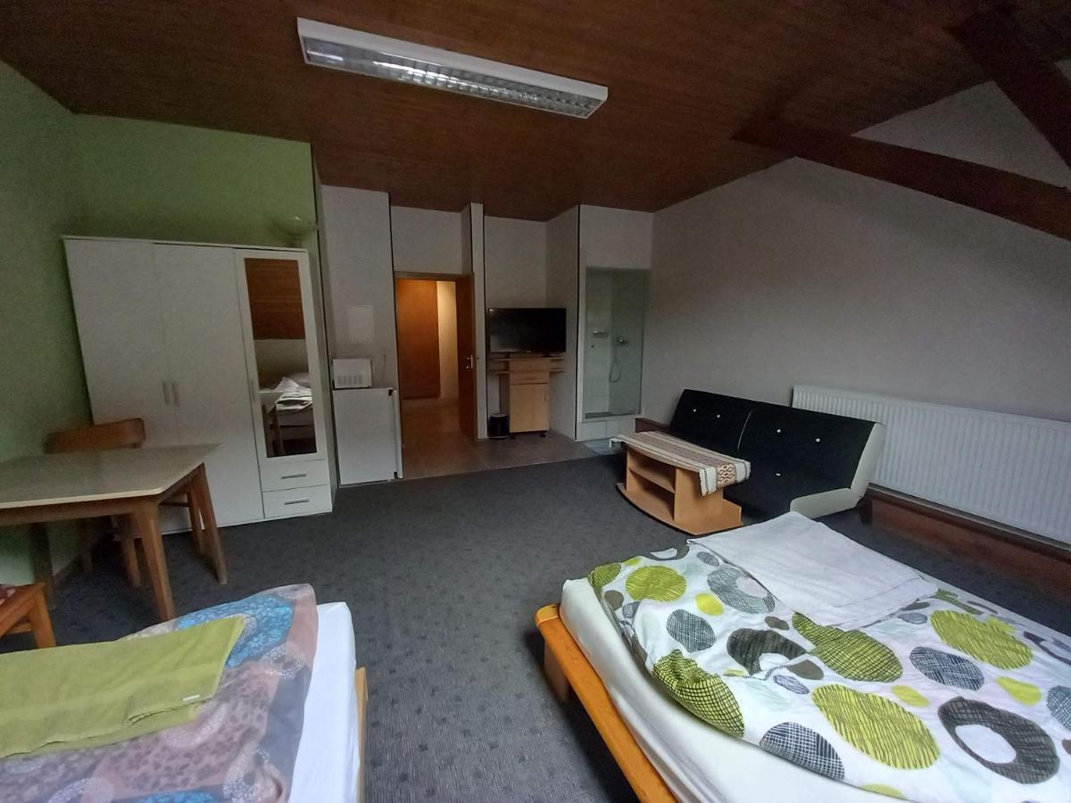 Pension Dingolshausen 外观 照片