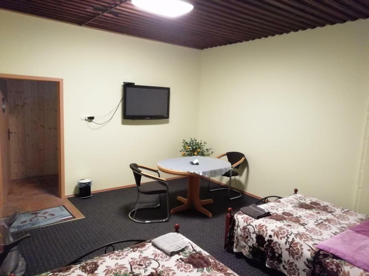 Pension Dingolshausen 外观 照片